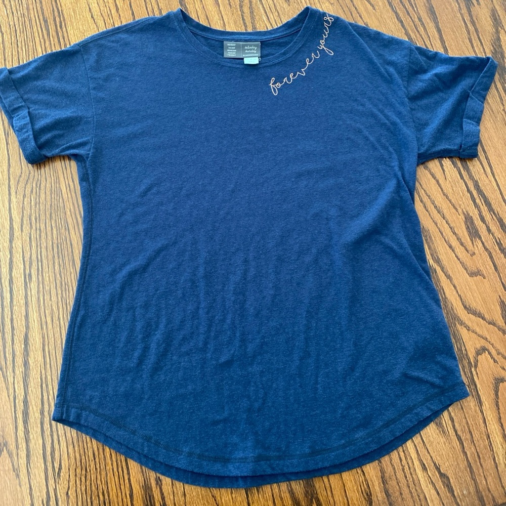 Saturday Sunday Anthropologie Women’s Small Forever Yours Embroidered Tee